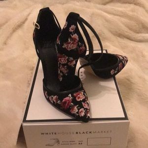 White House black market aurora black pump